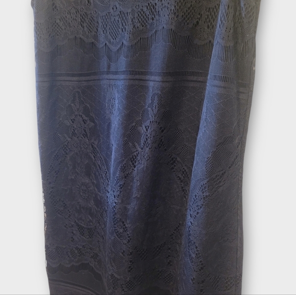 𝐃𝐘𝐍𝐀𝐌𝐈𝐓𝐄 - 𝐁𝐥𝐚𝐜𝐤 𝐃𝐫𝐞𝐬𝐬 𝐰𝐢𝐭𝐡 𝐋𝐚𝐜𝐞 𝐎𝐯𝐞𝐫𝐥𝐚𝐲 - Picture 4 of 9